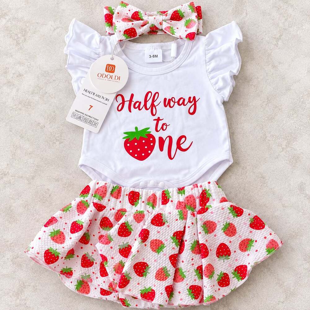 NWT ODOLDI Baby Girl 3-6M Strawberry 3 Piece Outfit Bodysuit Bloomers Headband